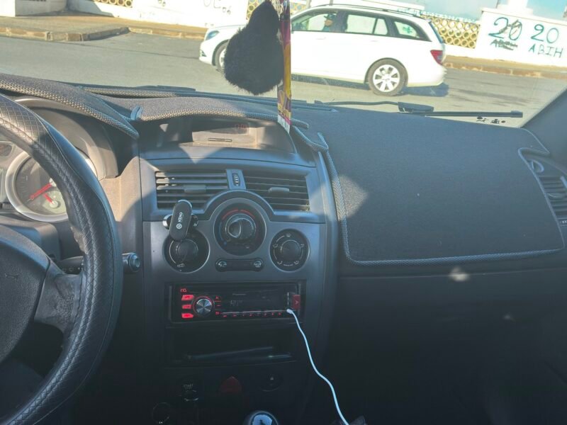 Megane 2 très propre