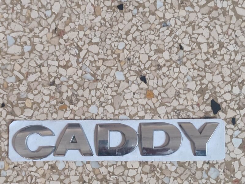 logos et petits accessoires voitures